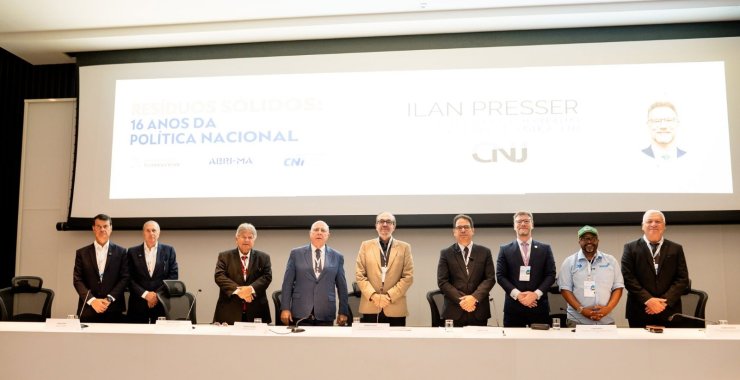 Marquise Ambiental participa de debate nacional sobre os 16 anos da Política Nacional de Resíduos 01